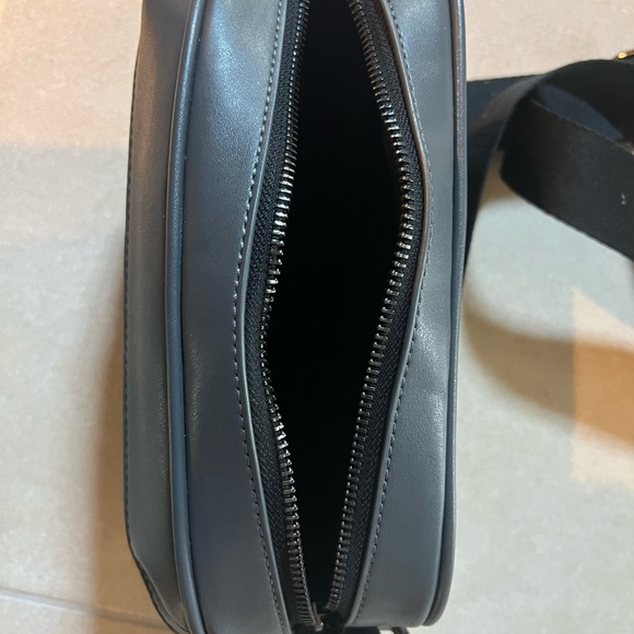 Ted Baker camera purse like new gray - Picture 2 of 4